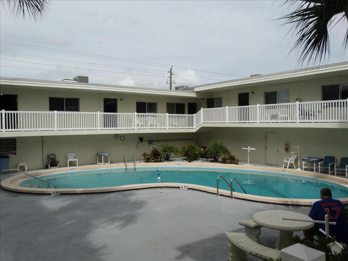 Quiet Vista Del Mar 2 Bedroom Condo Beachfront Property Cocoa Beach Dış mekan fotoğraf