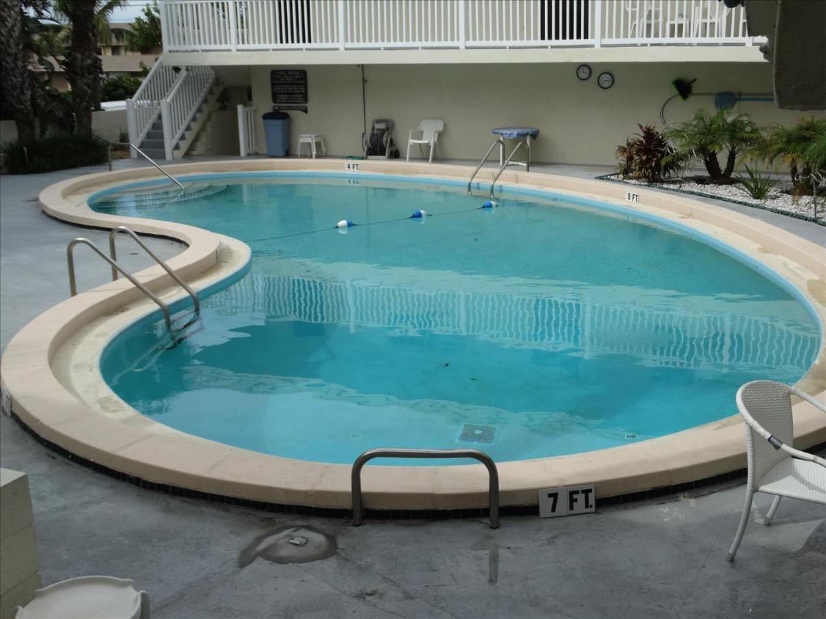 Quiet Vista Del Mar 2 Bedroom Condo Beachfront Property Cocoa Beach Dış mekan fotoğraf